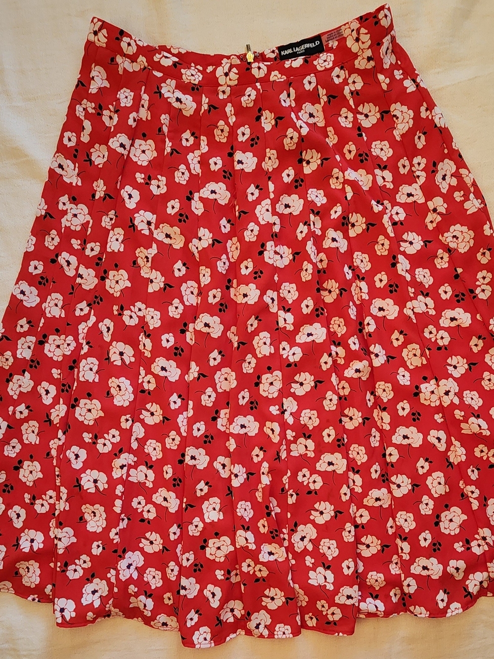 NWT Karl Lagerfeld Paris Red Floral Pleated Midi Skirt Size 6